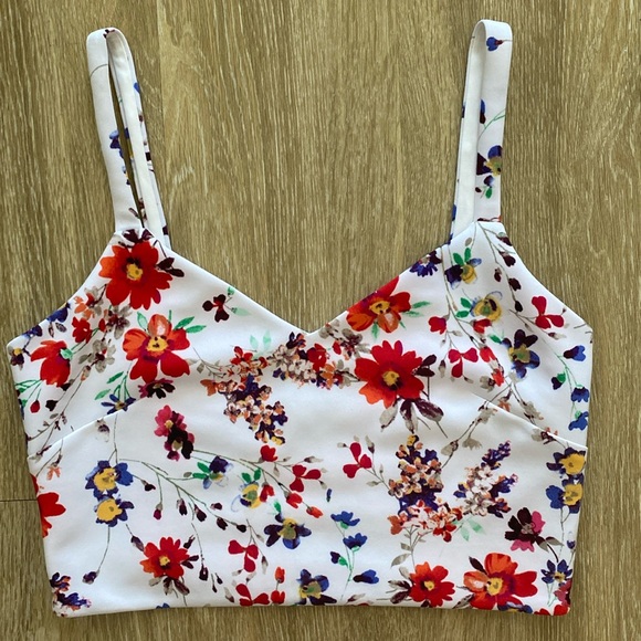 Express Tops - MOVING SALE - Multi-Color Floral Crop Top with Ladder Back 🌹